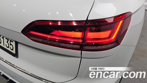 Volkswagen Touareg 2021, фото 8