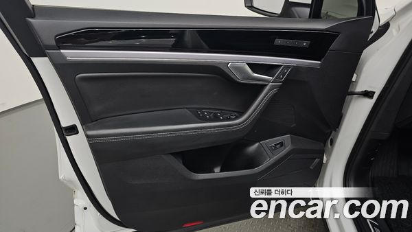 Volkswagen Touareg 2021, фото 13