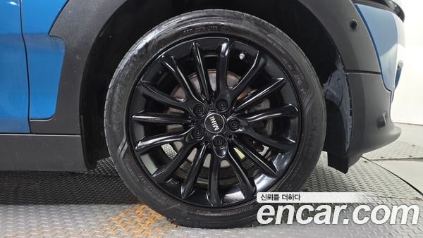 MINI CLUBMAN 2022, фото 5