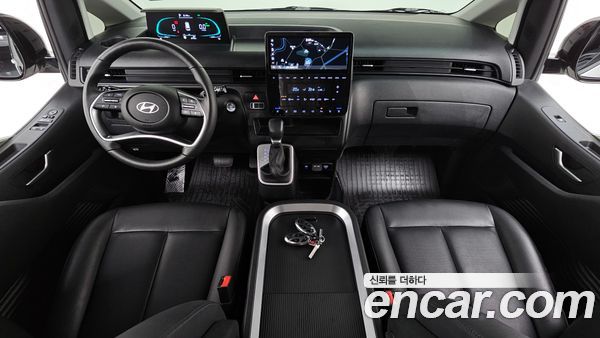 Hyundai Staria 2025, фото 9