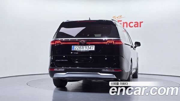 Kia Carnival 2021, фото 4