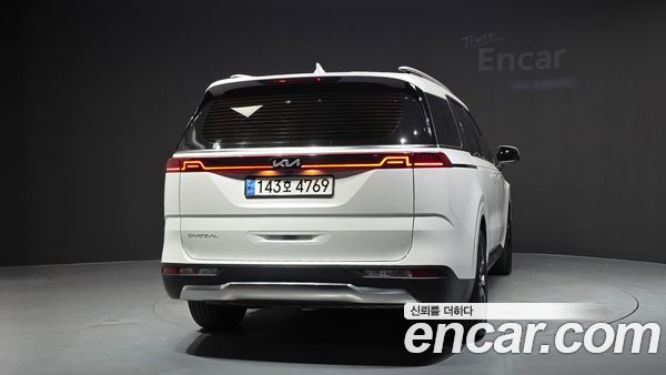 Kia Carnival 2023, фото 4