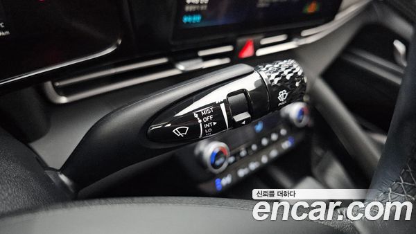 Hyundai Elantra 2023, фото 31
