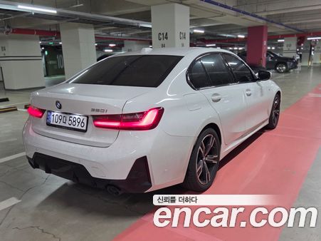 BMW 3 Series 2025, фото 3