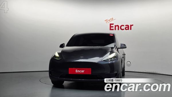 Tesla Model Y 2024, фото 3