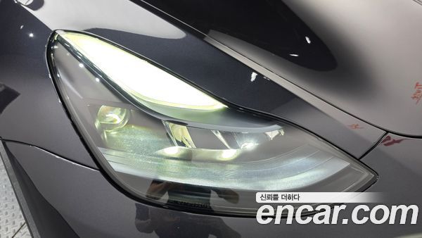 Tesla Model Y 2024, фото 8