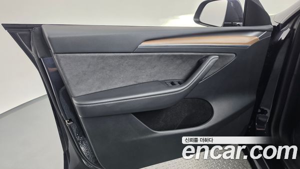 Tesla Model Y 2024, фото 14