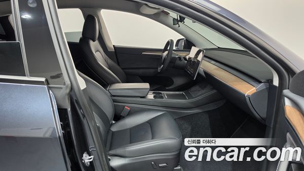 Tesla Model Y 2024, фото 16