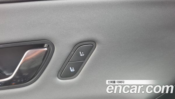 Hyundai Kona 2025, фото 30