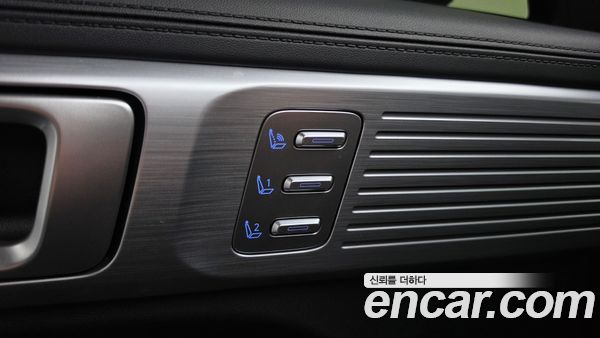 Hyundai Santa Fe 2025, фото 31
