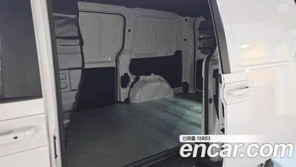 Hyundai Staria 2025, фото 15