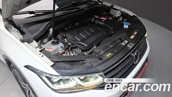 Volkswagen Tiguan 2021, фото 6