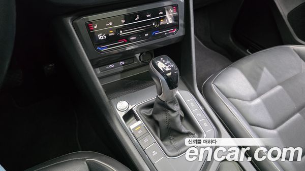 Volkswagen Tiguan 2021, фото 12