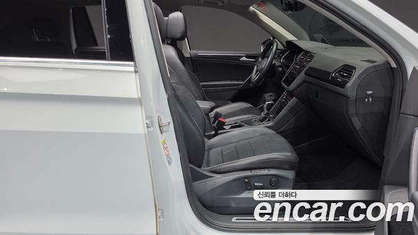 Volkswagen Tiguan 2021, фото 16