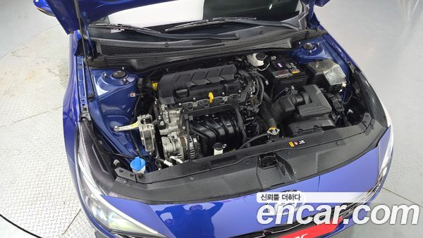 Hyundai Elantra 2021, фото 6