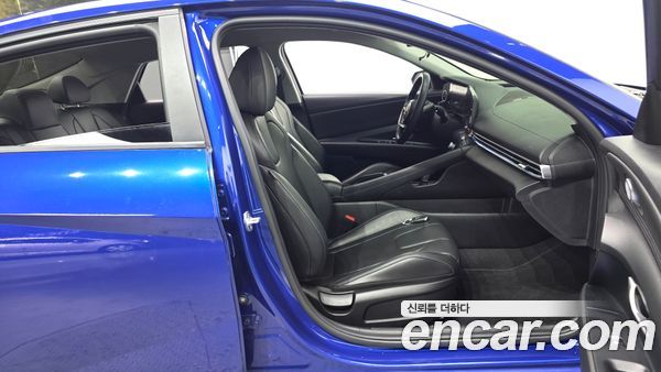 Hyundai Elantra 2021, фото 16