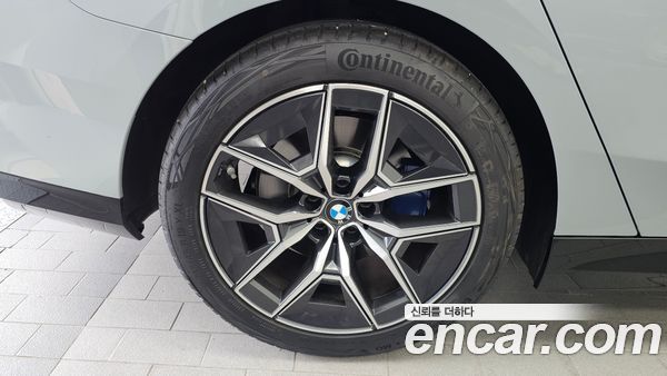 BMW 5 Series 2026, фото 5