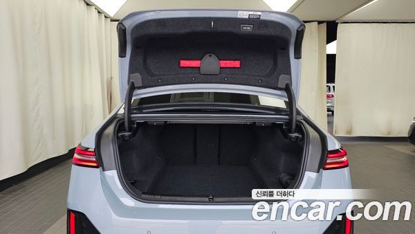 BMW 5 Series 2026, фото 26