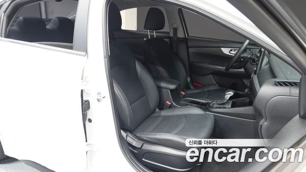 Kia K3 2022, фото 16