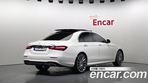Mercedes-Benz E-Class 2021, фото 2