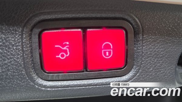 Mercedes-Benz E-Class 2021, фото 23