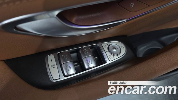 Mercedes-Benz E-Class 2021, фото 26