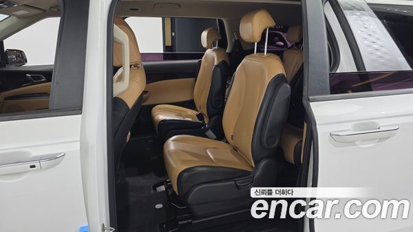 Kia Carnival 2021, фото 17