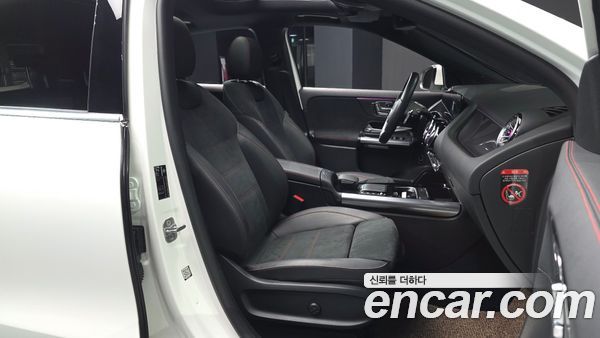 Mercedes-Benz GLA 2023, фото 11