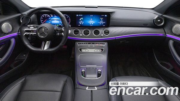Mercedes-Benz E-Class 2022, фото 10