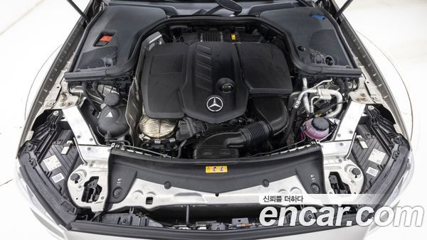 Mercedes-Benz E-Class 2022, фото 18