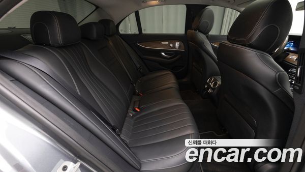 Mercedes-Benz E-Class 2020, фото 20