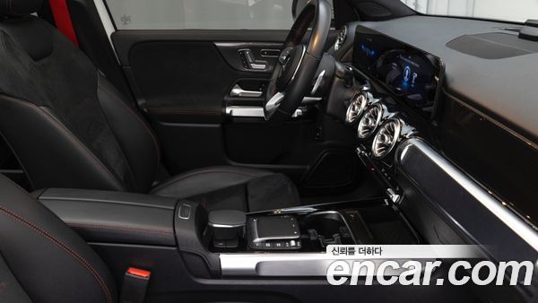 Mercedes-Benz GLB 2021, фото 14