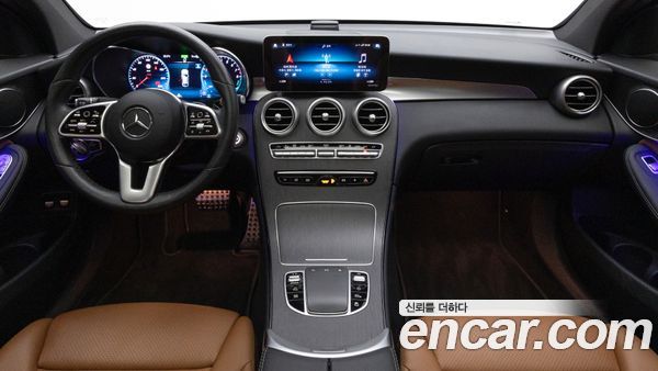 Mercedes-Benz GLC 2021, фото 12