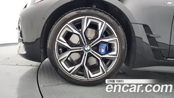 BMW 4 Series 2024, фото 4