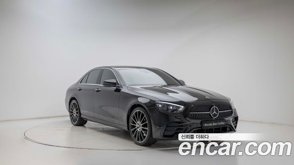 Mercedes-Benz E-Class 2022, фото 2