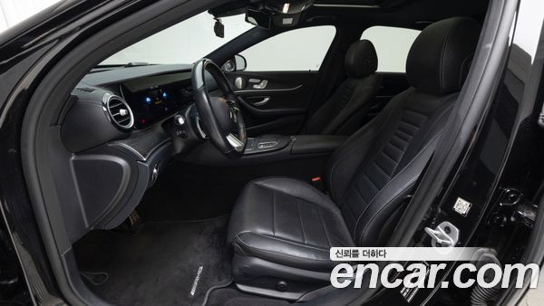 Mercedes-Benz E-Class 2022, фото 16