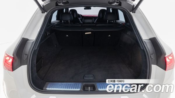 Mercedes-Benz EQE 2024, фото 10