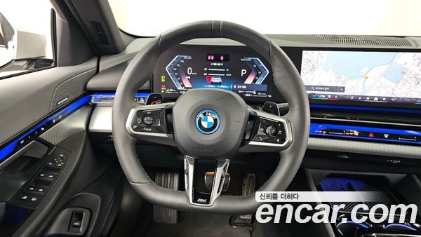 BMW 5 Series 2025, фото 19