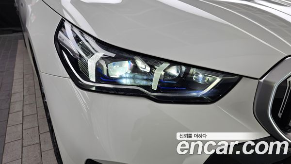 BMW 5 Series 2025, фото 8