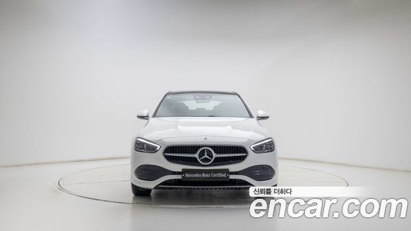 Mercedes-Benz C-Class 2026, фото 6