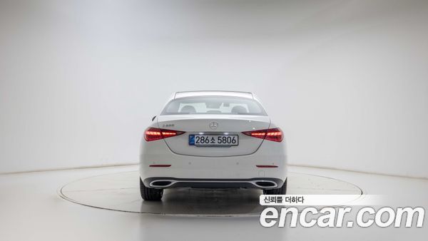 Mercedes-Benz C-Class 2026, фото 7