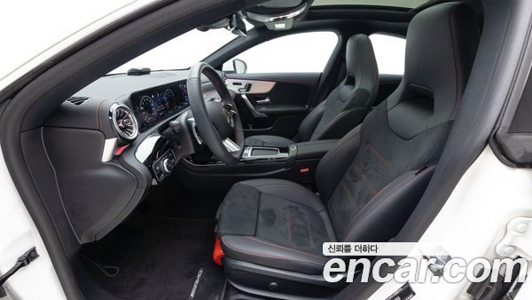 Mercedes-Benz CLA 2026, фото 12