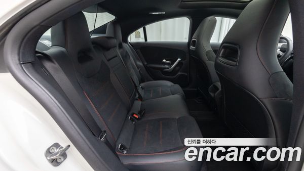 Mercedes-Benz CLA 2026, фото 13