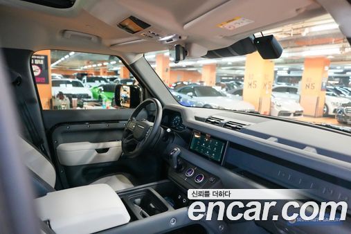 Land Rover Defender 2024, фото 6