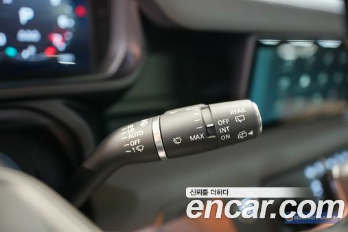 Land Rover Defender 2024, фото 17