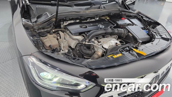Mercedes-Benz GLA 2023, фото 6
