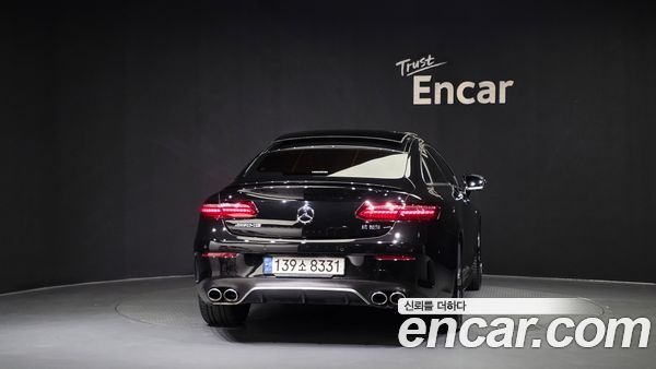 Mercedes-Benz E-Class 2021, фото 4
