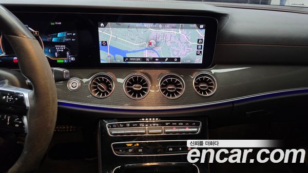 Mercedes-Benz E-Class 2021, фото 18
