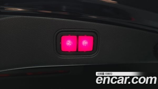 Mercedes-Benz E-Class 2021, фото 22