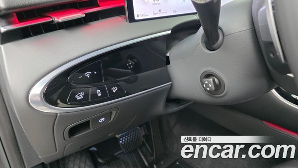 Genesis GV70 2025, фото 25